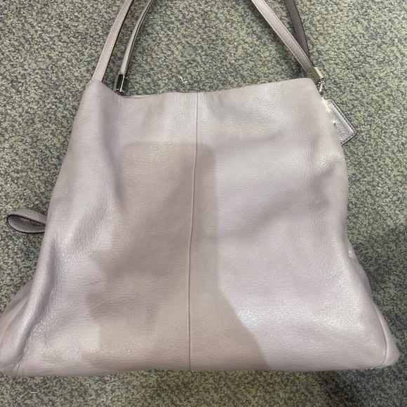 Coach Madison phoebe bag like new ! Dusty grey/lavender color. Beautiful! - Picture 14 of 17